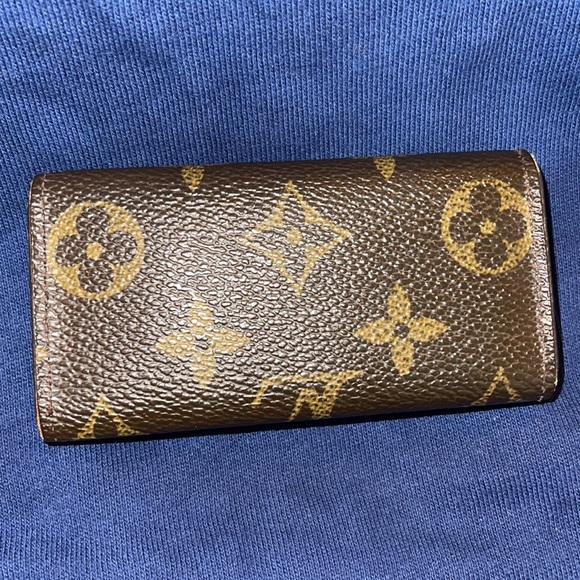 Louis Vuitton key pouch (authentic) CT1180.  Great condition! - Picture 2 of 9